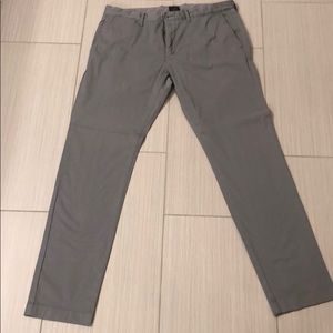 JCrew Stretch Chinos 484 33w 32L light grey